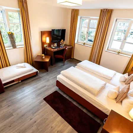 Weichandhof 4* München