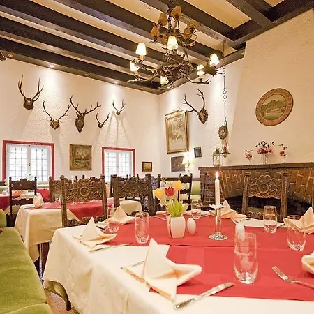Weichandhof 4* Munich