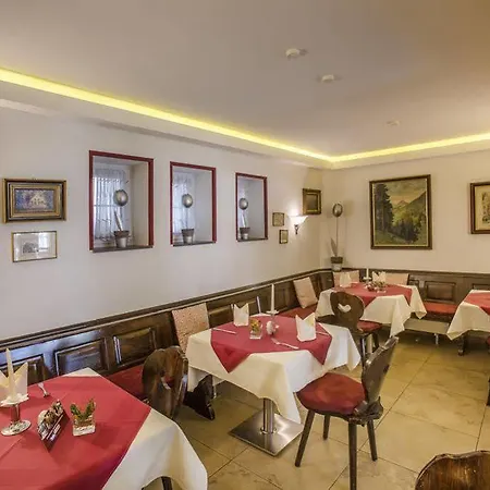 Отель Weichandhof 4*