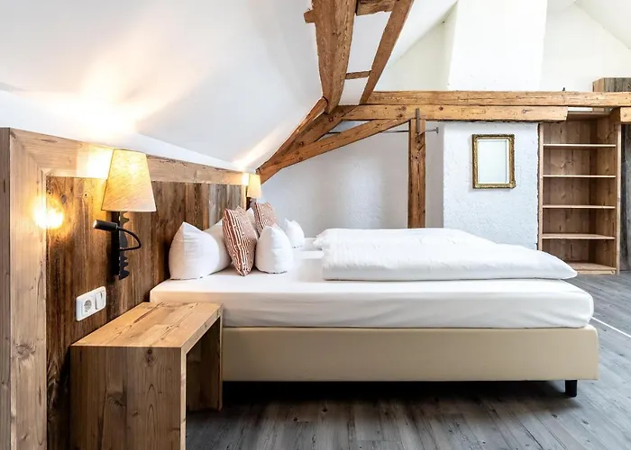 Weichandhof 4* München